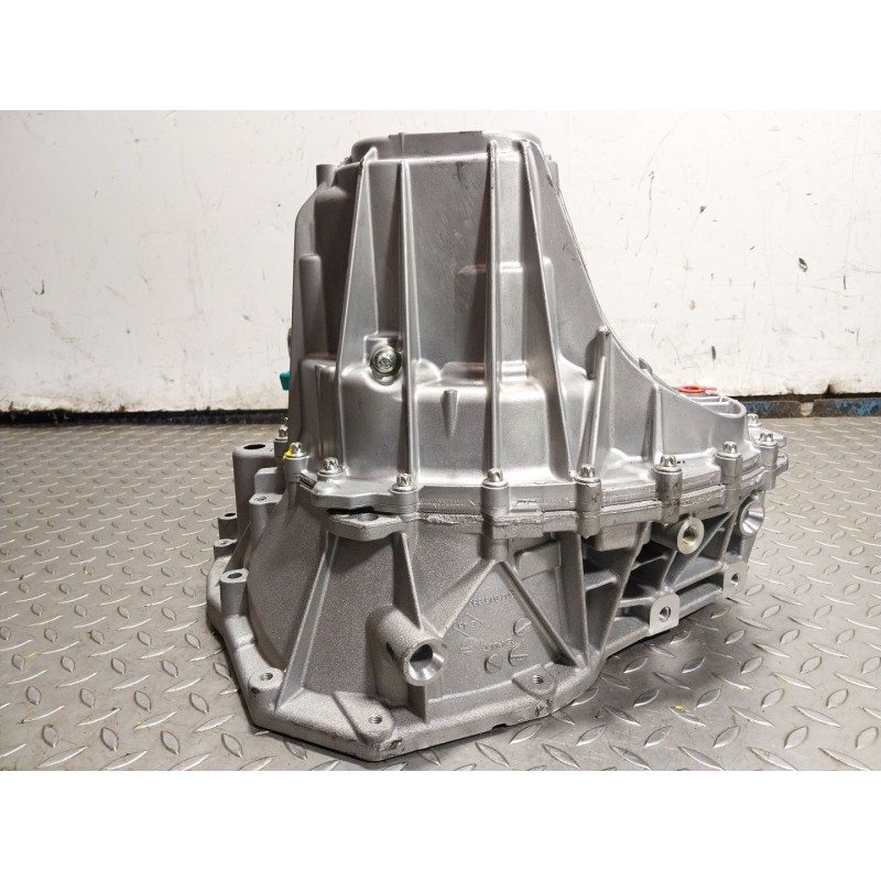 Recambio de caja cambios para renault megane iv berlina 5p 1.3 tce cat referencia OEM IAM 320100000R TL4352 