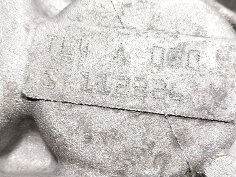 Recambio de caja cambios para renault megane iii berlina 5 p 1.6 16v referencia OEM IAM 770100598 TL4A030 