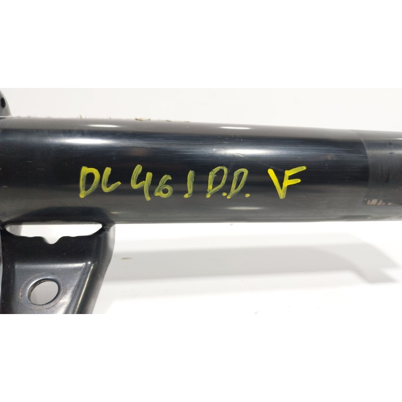 Recambio de amortiguador delantero derecho para seat leon sportstourer (kl8) 2.0 tdi 85kw referencia OEM IAM  5WA413031AA 