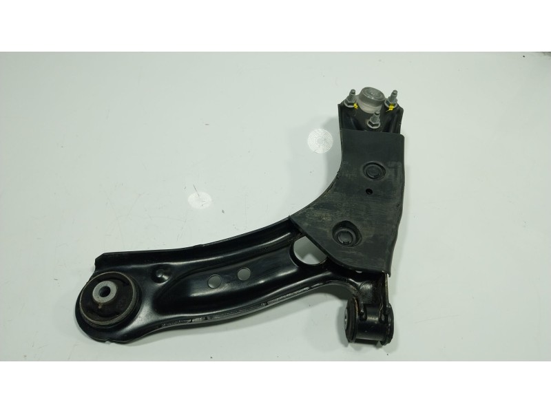 Recambio de brazo suspension superior delantero derecho para seat leon sportstourer (kl8) 2.0 tdi 85kw referencia OEM IAM  WA407