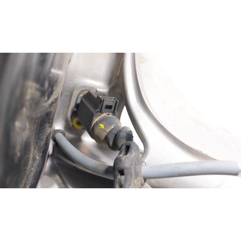 Recambio de mangueta delantera derecha para seat leon sportstourer (kl8) 2.0 tdi 85kw referencia OEM IAM  5WA407258A 