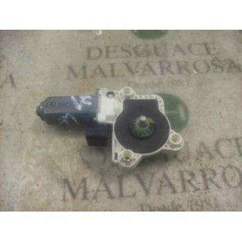 MOTOR ELEVALUNAS TRASERO DERECHO 