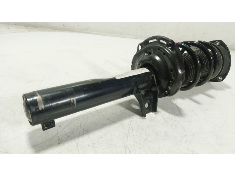Recambio de amortiguador delantero izquierdo para seat leon sportstourer (kl8) fr referencia OEM IAM  5WA413031AB 