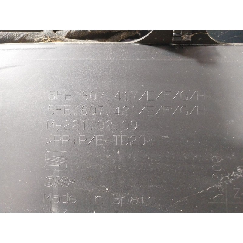 Recambio de paragolpes trasero para cupra leon sportstourer (kl8) 1.4 tsi phev referencia OEM IAM 5FE807421E 5FE807417E 
