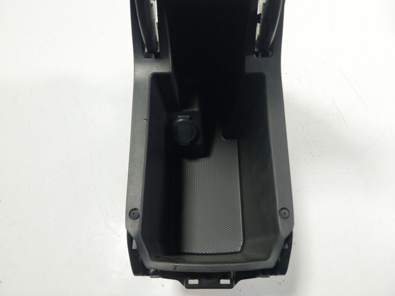 Recambio de apoyabrazos central para seat leon sportstourer (kl8) fr referencia OEM IAM  5FA864207C 