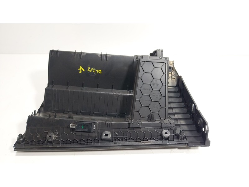 Recambio de guantera para cupra leon sportstourer (kl8) 1.4 tsi phev referencia OEM IAM  W05FB857095J 