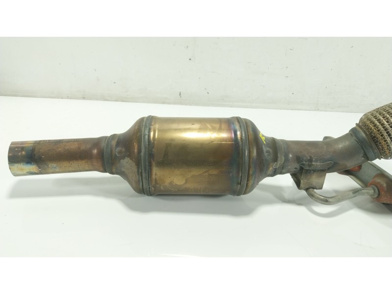 Recambio de catalizador para seat arona (kj7, kjp) 1.0 tsi referencia OEM IAM  2Q0131723G 