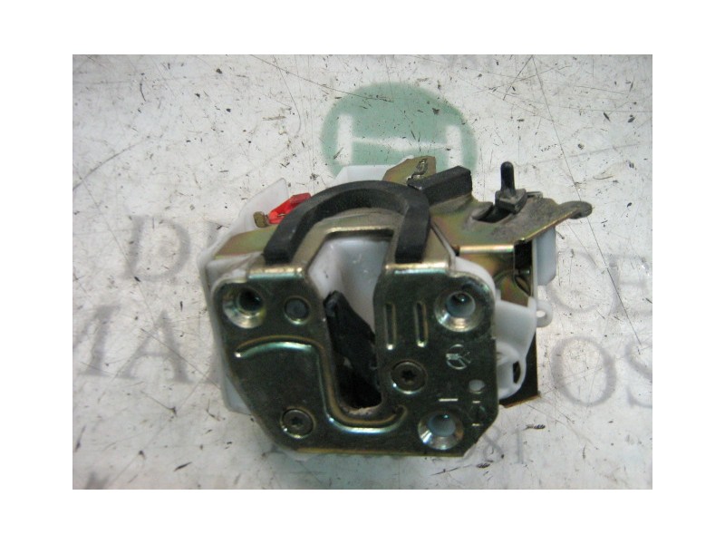 Recambio de cerradura puerta trasera izquierda para nissan primera berlina (p11) gx referencia OEM IAM   