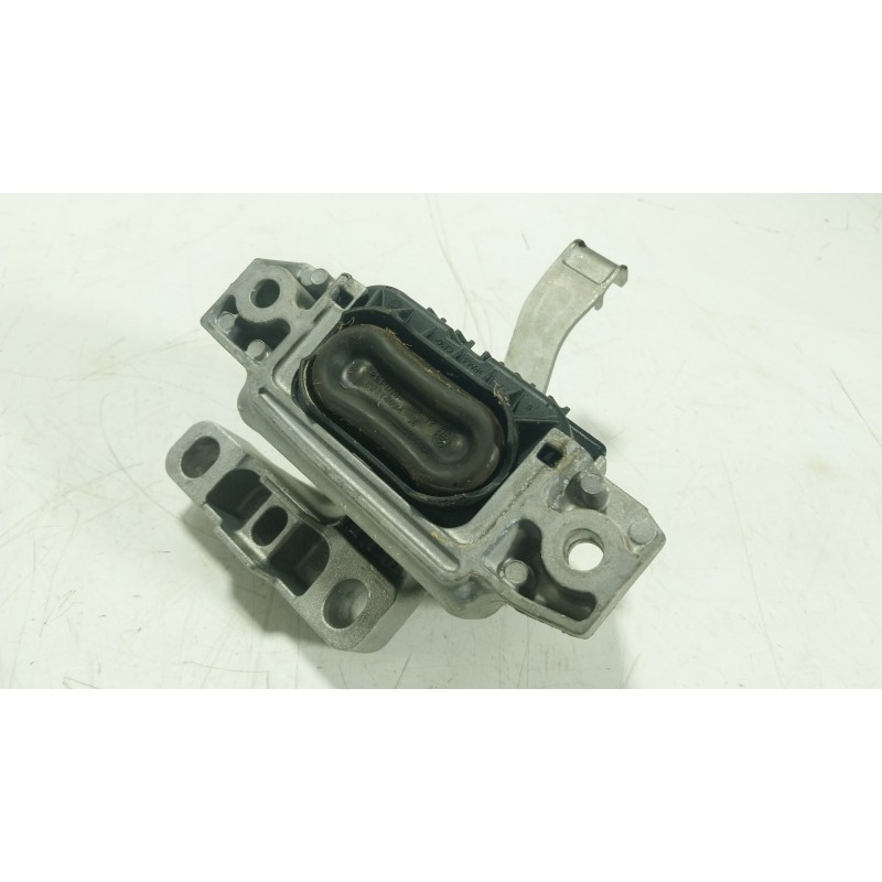 Recambio de soporte motor derecho para seat leon sportstourer (kl8) fr referencia OEM IAM  5WA199262AA 