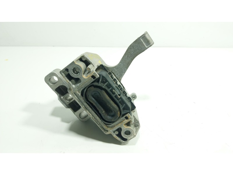Recambio de soporte motor derecho para seat leon sportstourer (kl8) 2.0 tdi 85kw referencia OEM IAM  5WA199262AA 