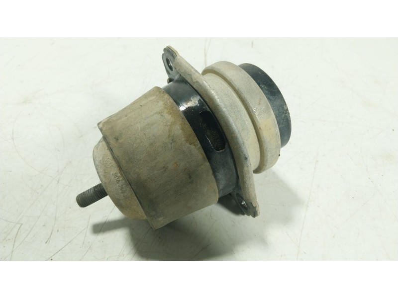 Recambio de soporte motor derecho para porsche cayenne (9pa) 3.6 referencia OEM IAM  7L5199131A 