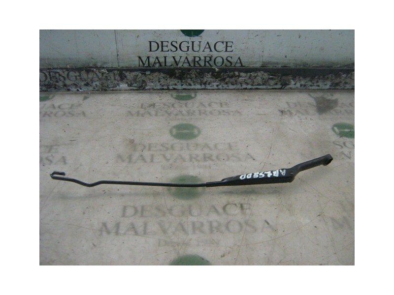 Recambio de brazo limpia delantero derecho para opel vectra b berlina elegance referencia OEM IAM   