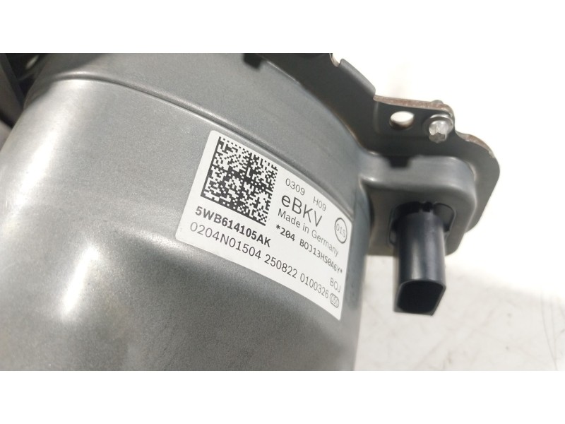 Recambio de servofreno para seat leon sportstourer (kl8) fr referencia OEM IAM  5WB614105AK 