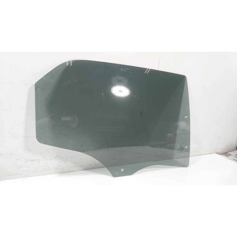Recambio de cristal puerta trasero derecho para ford ecosport 1.0 ecoboost referencia OEM IAM 1848265 DN1BA25712C 