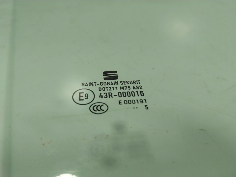 Recambio de cristal puerta delantero derecho para seat arona (kj7, kjp) 1.0 tsi referencia OEM IAM 6F9845202A  