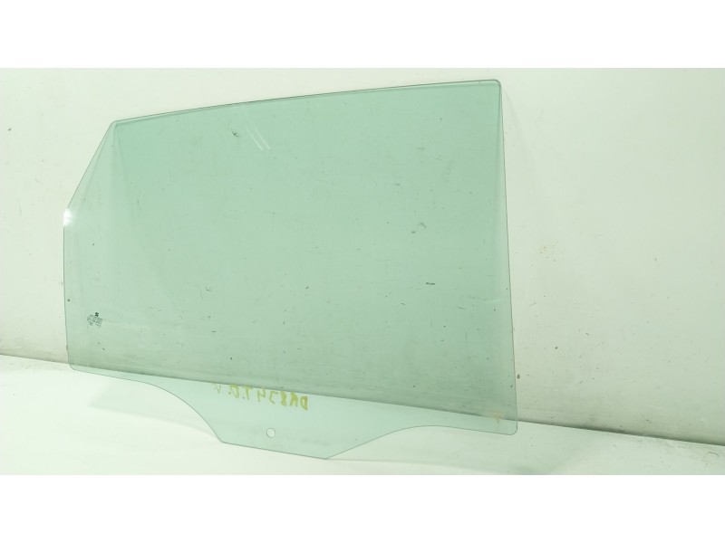 Recambio de cristal puerta trasero derecho para seat arona (kj7, kjp) 1.0 tsi referencia OEM IAM   