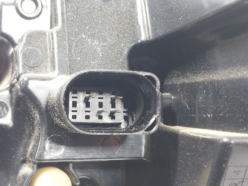 Recambio de piloto trasero izquierdo para cupra leon sportstourer (kl8) 1.4 tsi phev referencia OEM IAM  5FA945207G 