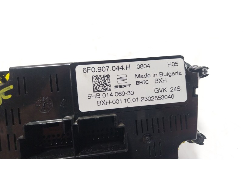 Recambio de mando climatizador para seat arona (kj7, kjp) 1.0 tsi referencia OEM IAM  6F0907044H 