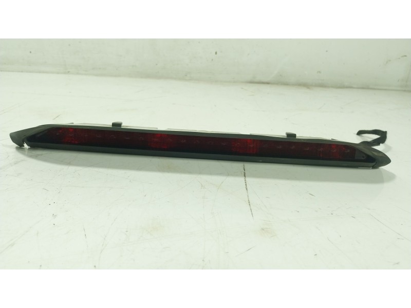 Recambio de piloto trasero central para opel vectra c station wagon (z02) 2.0 dti (f35) referencia OEM IAM   