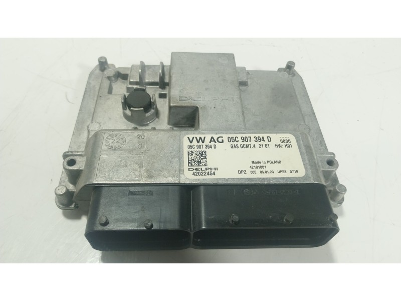 Recambio de centralita motor uce para seat arona (kj7, kjp) 1.0 tsi referencia OEM IAM 05C906032M 05C907394D 