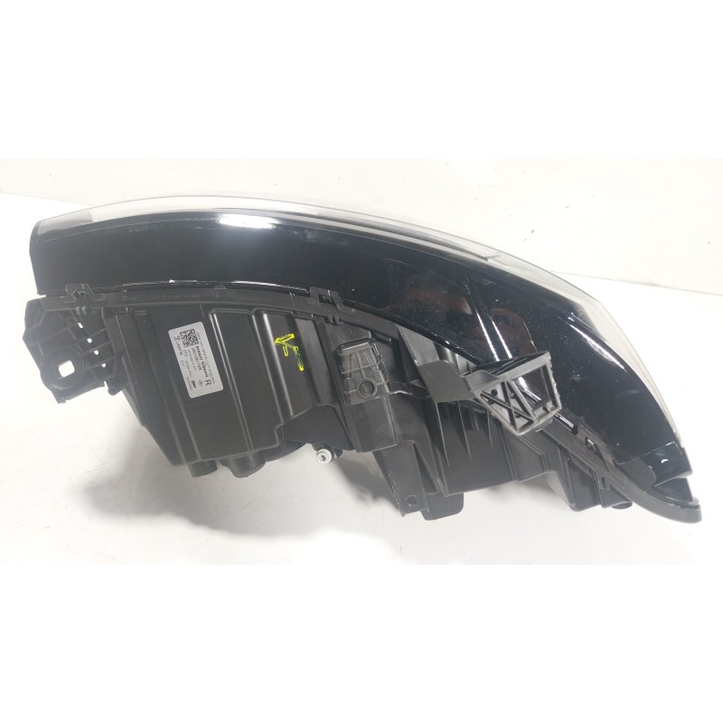 Recambio de faro derecho para renault master iv 2.3 dci diesel fap energy cat referencia OEM IAM  260106174R 