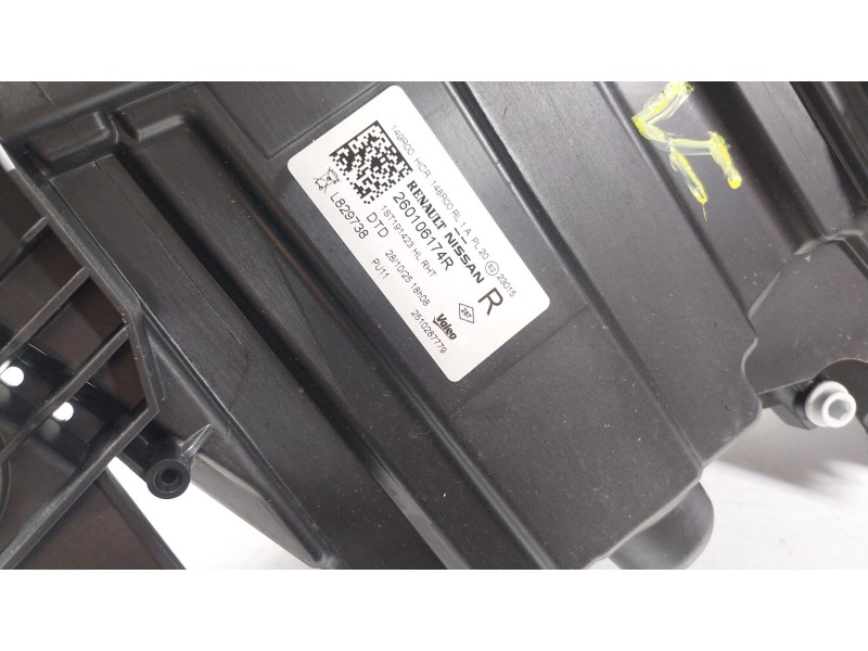 Recambio de faro derecho para renault master iv 2.3 dci diesel fap energy cat referencia OEM IAM  260106174R 