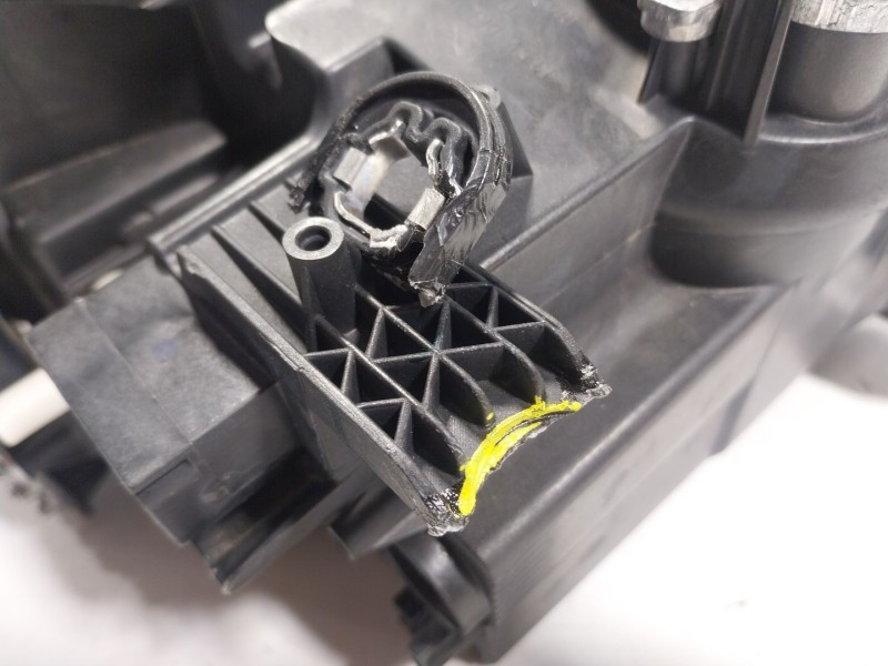 Recambio de faro izquierdo para bmw x1 (f48) xdrive 20 d referencia OEM IAM 63117436461 6311749500301 