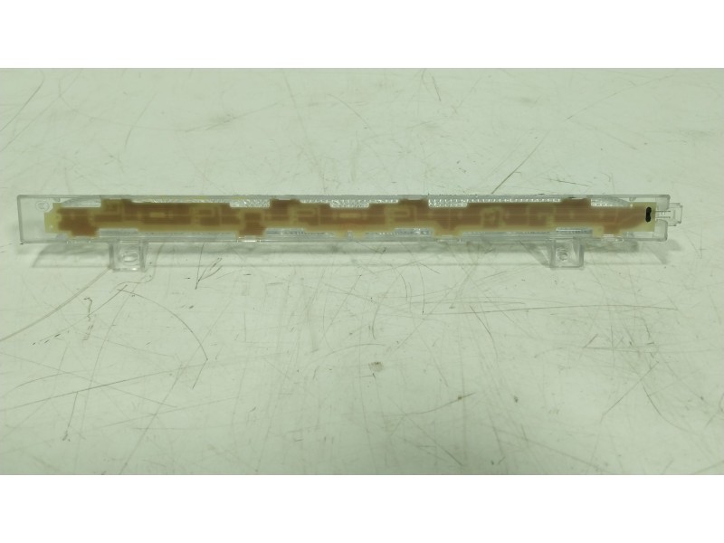 Recambio de piloto trasero central para mini mini (f56) cooper d referencia OEM IAM  729741010 