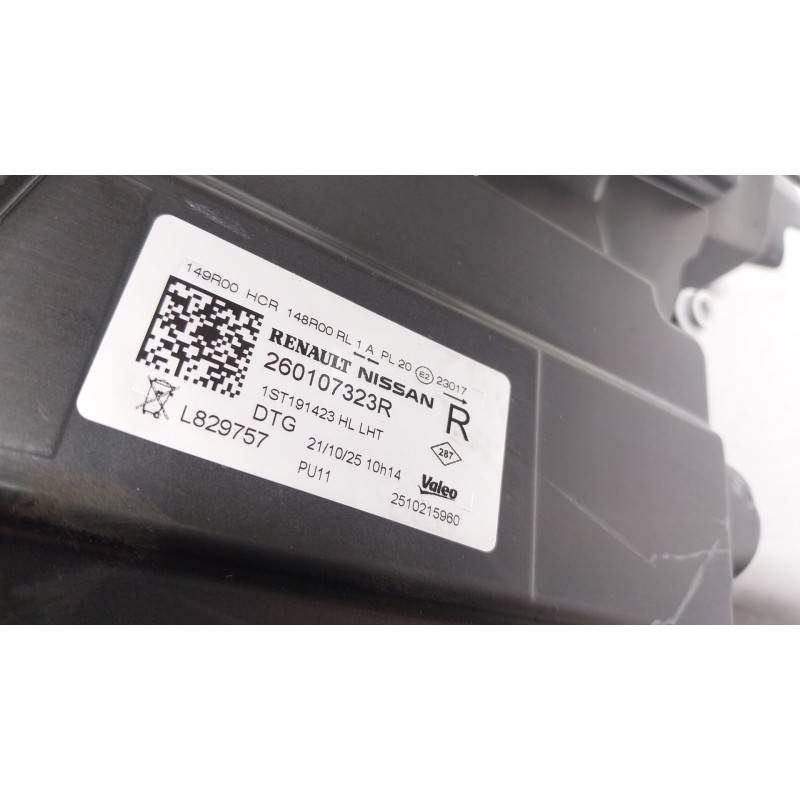 Recambio de faro derecho para renault master iv 2.3 dci diesel fap energy cat referencia OEM IAM  260107323R 