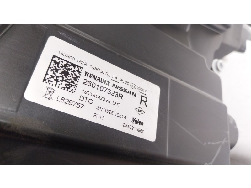 Recambio de faro derecho para renault master iv 2.3 dci diesel fap energy cat referencia OEM IAM  260107323R 