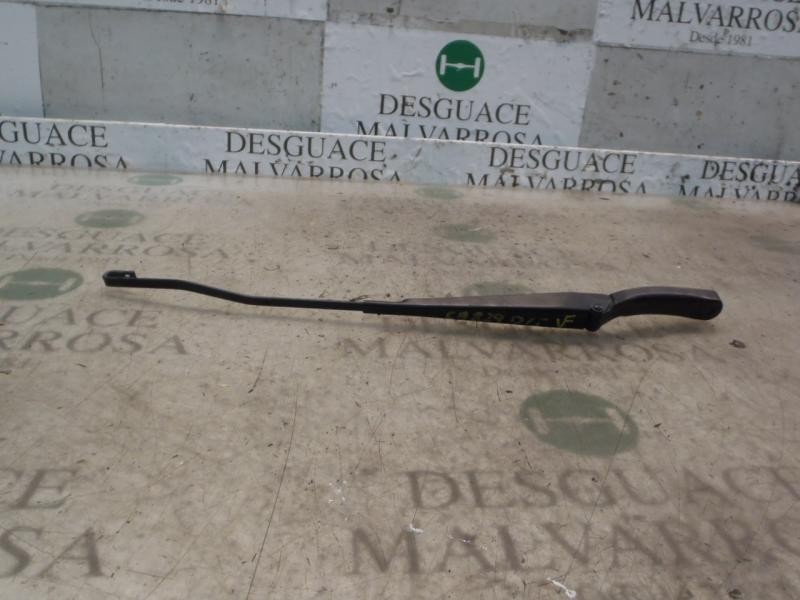 Recambio de brazo limpia delantero izquierdo para peugeot partner (s2) combi plus referencia OEM IAM   