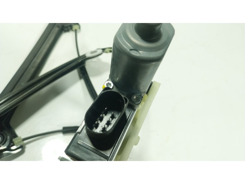 Recambio de elevalunas delantero izquierdo para bmw z4 roadster (g29) sdrive 20 i referencia OEM IAM 51339482279 5A44095 