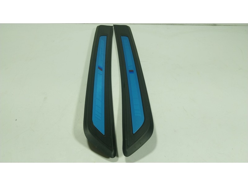 Recambio de moldura para bmw z4 roadster (g29) sdrive 20 i referencia OEM IAM 51478073105 51478073106 