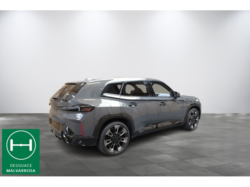 bmw xm (g09) del año 2023