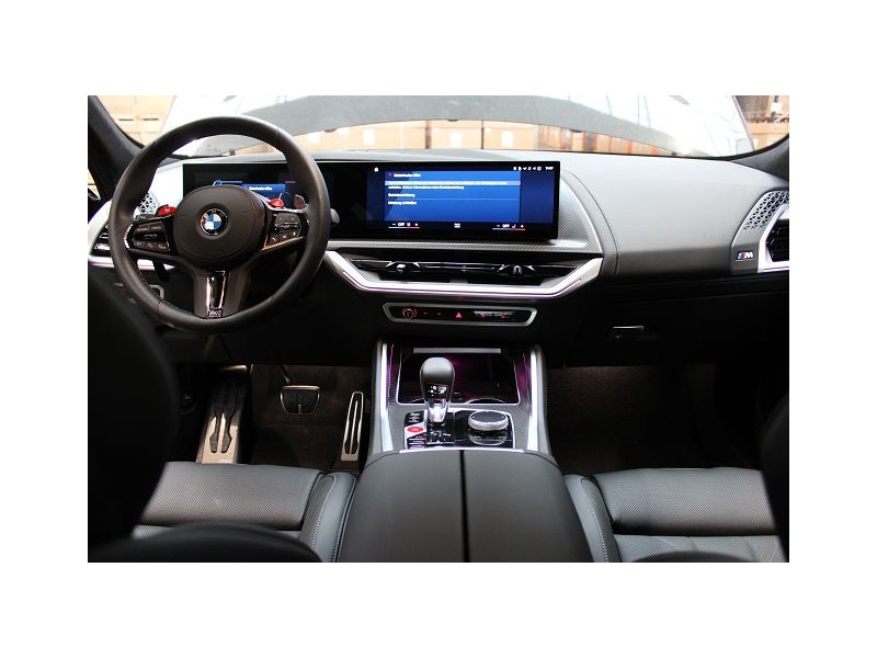 bmw xm (g09) del año 2023