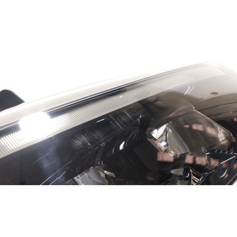 Recambio de faro derecho para renault master iv 2.3 dci diesel fap energy cat referencia OEM IAM  260106174R 