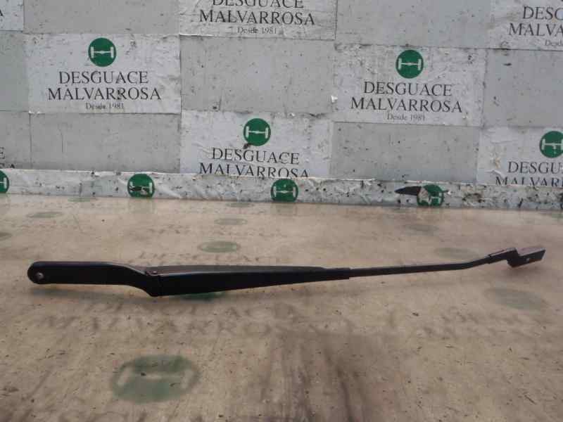 Recambio de brazo limpia delantero izquierdo para peugeot 308 confort referencia OEM IAM   