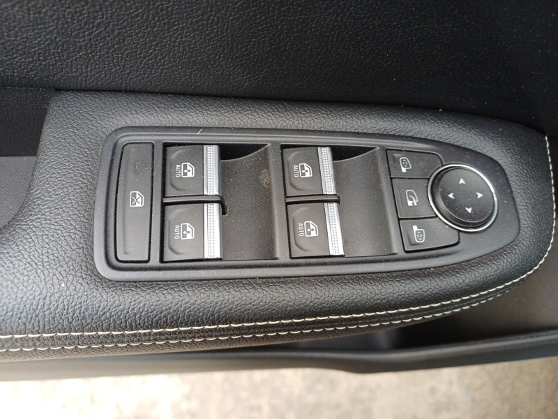 renault arkana i (lcm_, ldn_) del año 2023