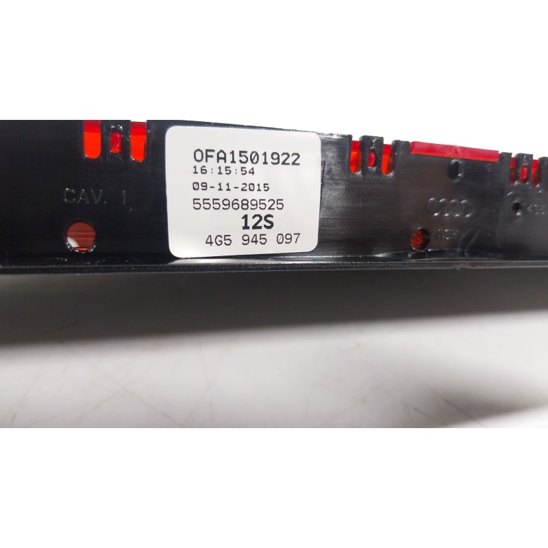 Recambio de piloto trasero central para audi a6 c7 (4g2, 4gc) 2.0 tdi quattro referencia OEM IAM  0FA1501922 