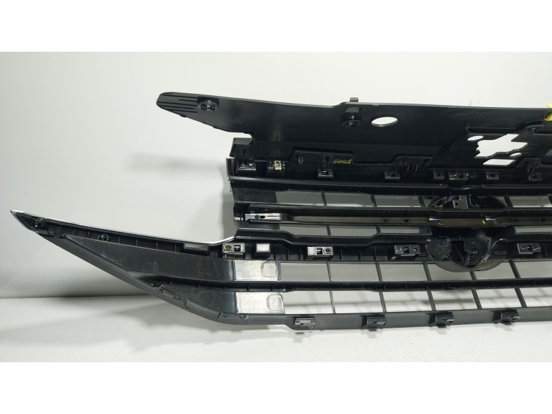 Recambio de rejilla para volkswagen amarok (t1a, t1b) 2.0 tdi 4motion referencia OEM IAM  N1XB8C291 