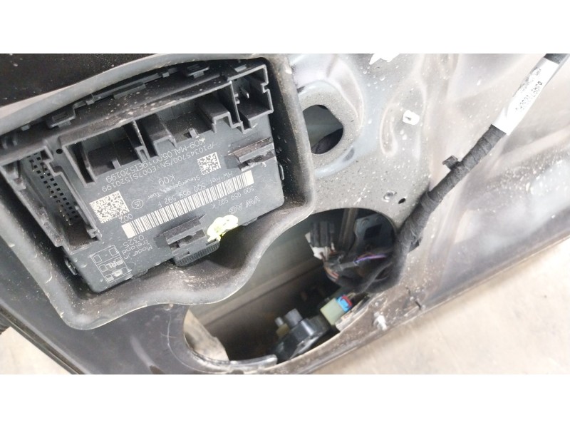 Recambio de puerta delantera derecha para audi q3 (f3b) 35 tdi referencia OEM IAM   
