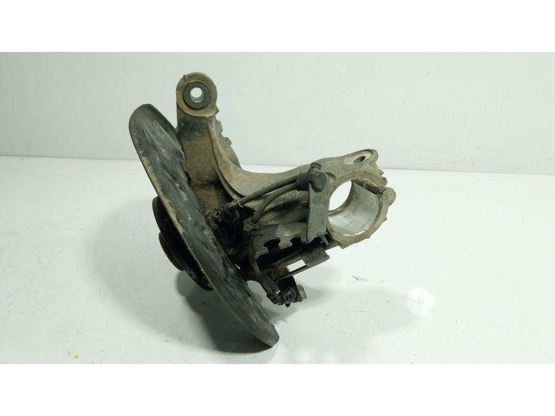 Recambio de mangueta delantera derecha para audi q3 (f3b) 35 tdi referencia OEM IAM  5Q0407258C 