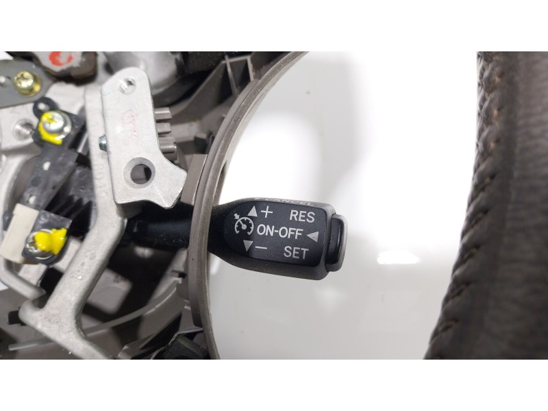 Recambio de volante para toyota land cruiser prado (_j12_) 3.0 d-4d (kdj120, kdj125) referencia OEM IAM   