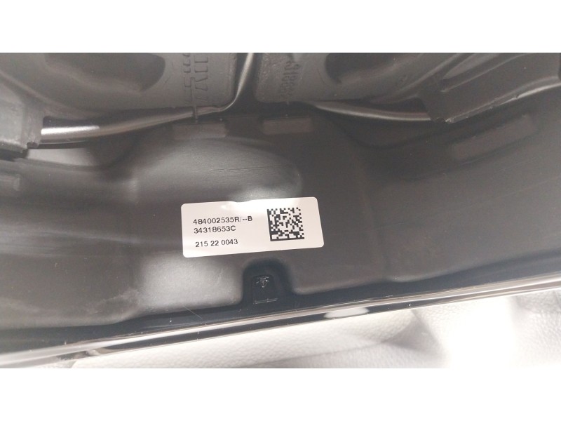 Recambio de volante para dacia sandero iii 1.0 tce 110 referencia OEM IAM  484002535R 