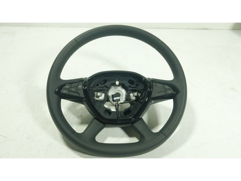 Recambio de volante para dacia sandero iii 1.0 tce 110 referencia OEM IAM  484002535R 