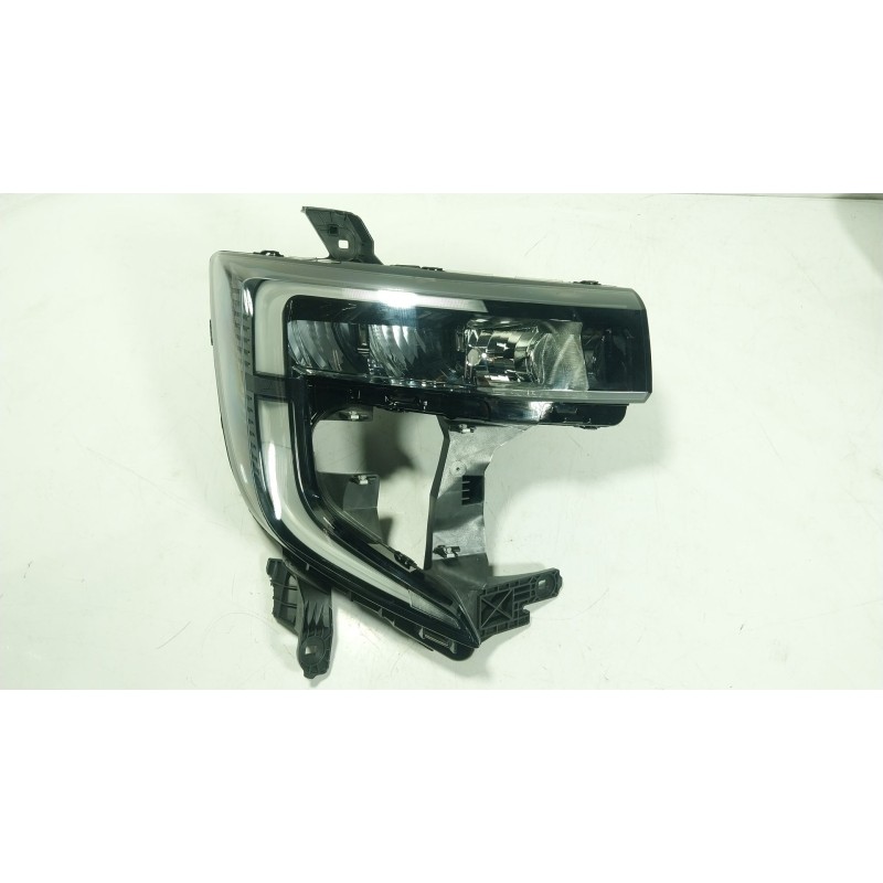 Recambio de faro derecho para renault master iv 2.3 dci diesel fap energy cat referencia OEM IAM  260107323R 