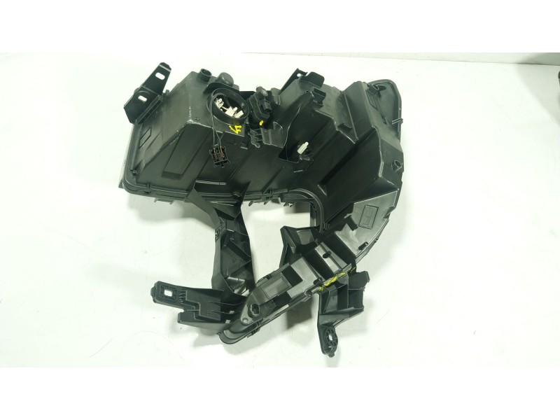Recambio de faro derecho para renault master iv 2.3 dci diesel fap energy cat referencia OEM IAM  260107323R 
