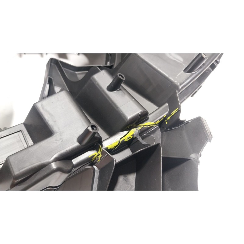 Recambio de faro derecho para renault master iv 2.3 dci diesel fap energy cat referencia OEM IAM  260107323R 