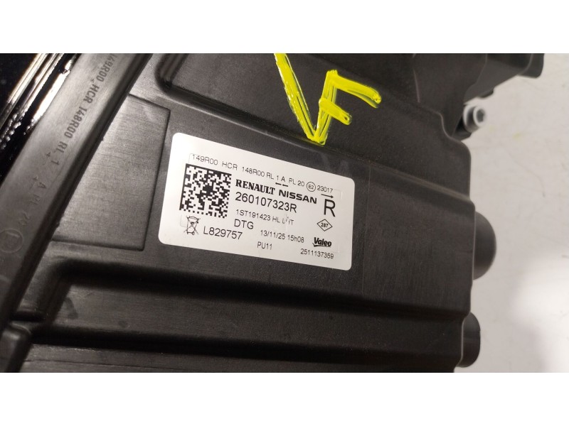Recambio de faro derecho para renault master iv 2.3 dci diesel fap energy cat referencia OEM IAM  260107323R 