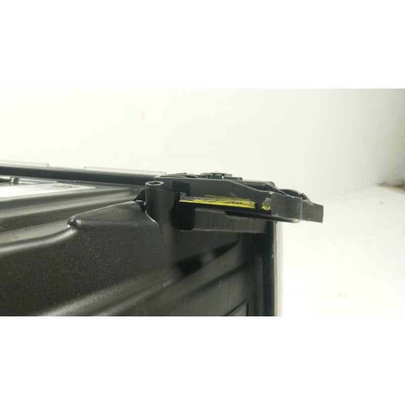 Recambio de faro izquierdo para renault master iv 2.3 dci diesel fap energy cat referencia OEM IAM  260609073R 